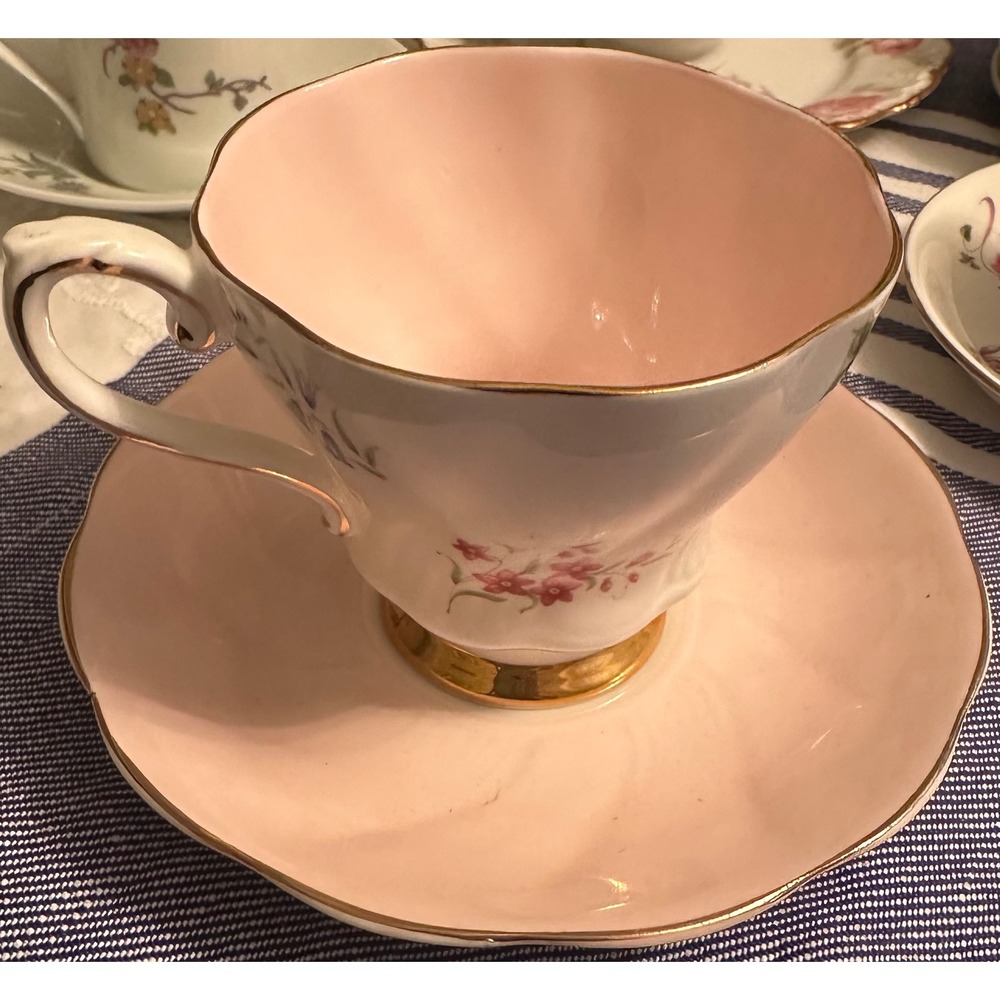 Royal Grafton Fine Bone China Pink Floral Tea Cup and Saucer Set England‎